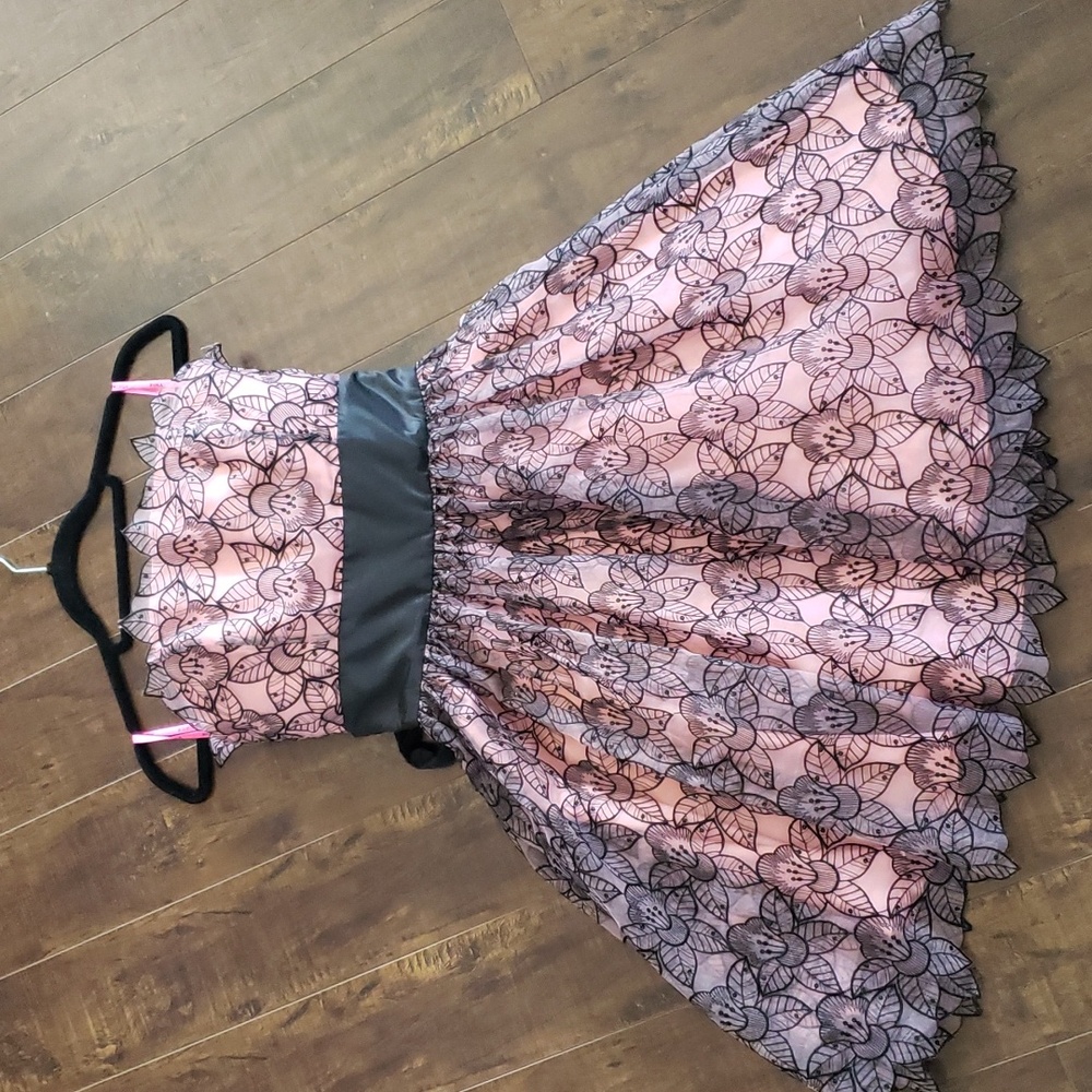 Betsey Johnson Pink and Black Corset dress with bow Size 4.